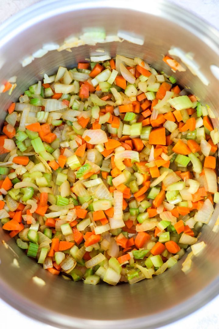 Chicken Bone Broth Soup (Whole30 Friendly!) Fresh Water Peaches