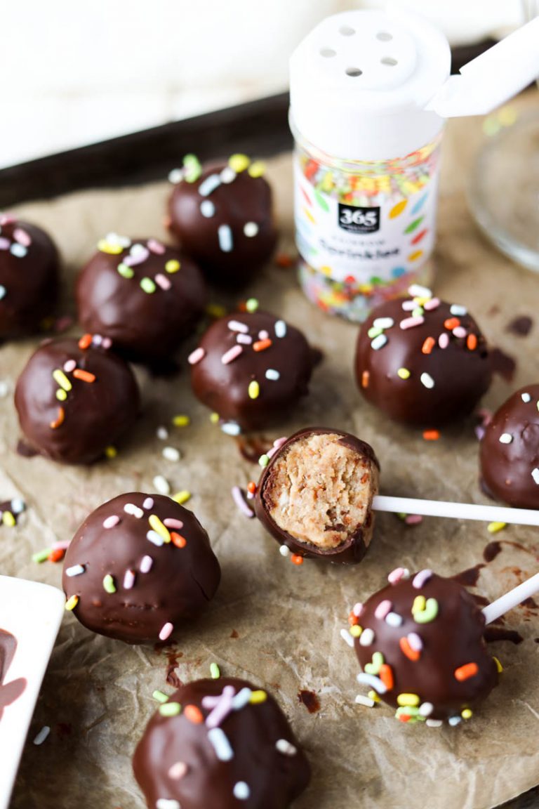 GlutenFree Vanilla Cake Pops Fresh Water Peaches