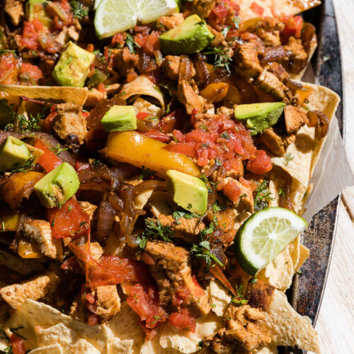 https://freshwaterpeaches.com/wp-content/uploads/2023/08/chicken-fajita-nachos-12-1-of-1-500x500.jpg